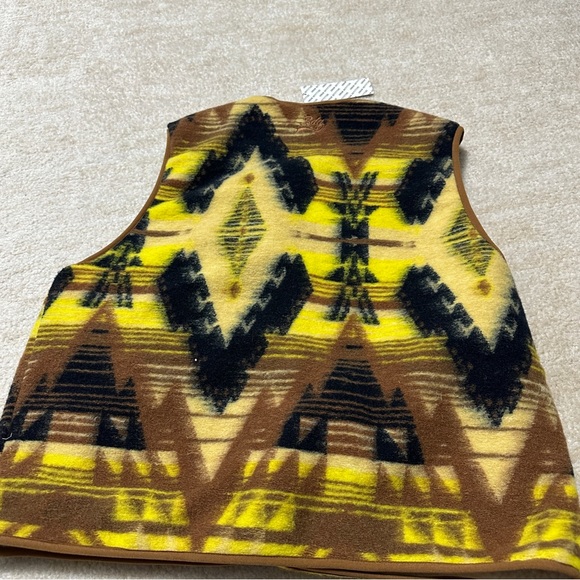 BDG Urban Outfitters Men's Medium Navajo Sweater Vest Aztec Print Yellow NWT - Picture 6 of 7